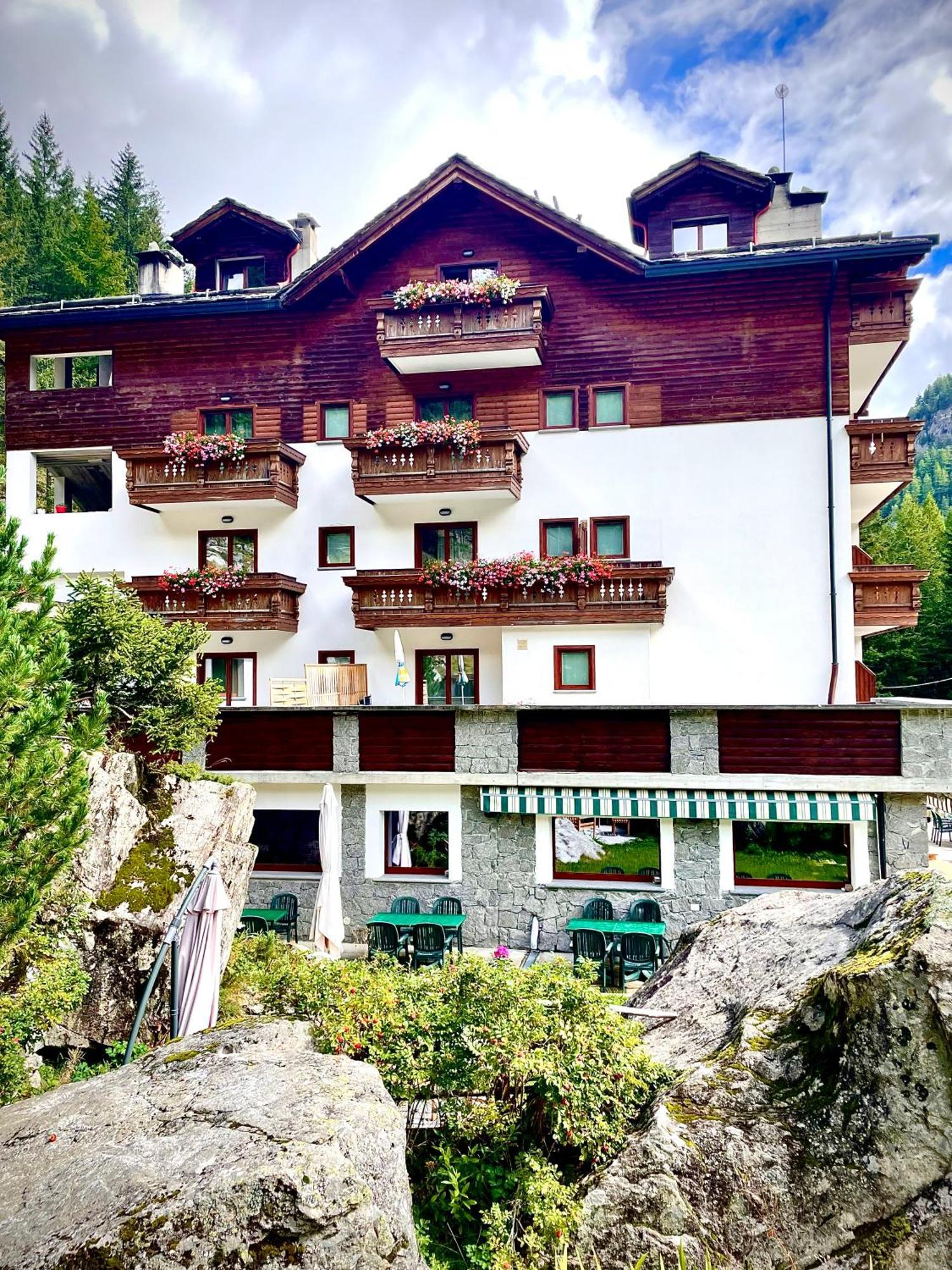 Hotel Gembro كياسا إنْ فانمالينكو المظهر الخارجي الصورة